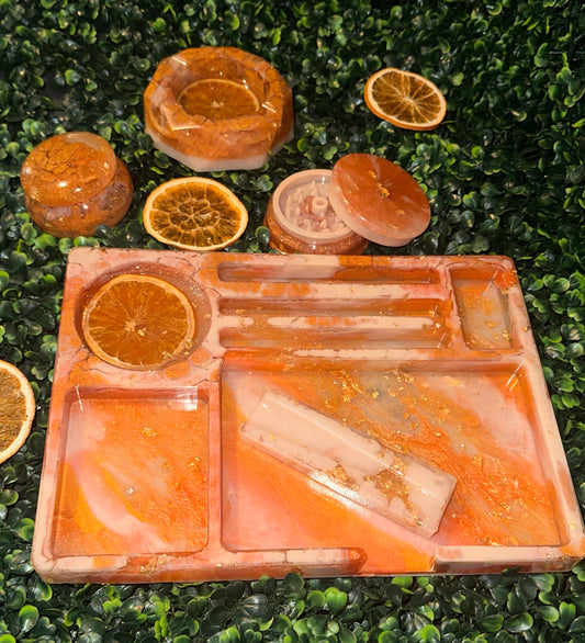 Jea Grinds – Handmade Grinders & Trays Set